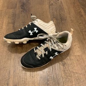 Girls softball cleats